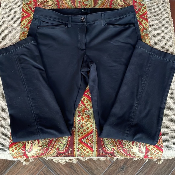 WHBM ponte pants size 6 short - Picture 6 of 10